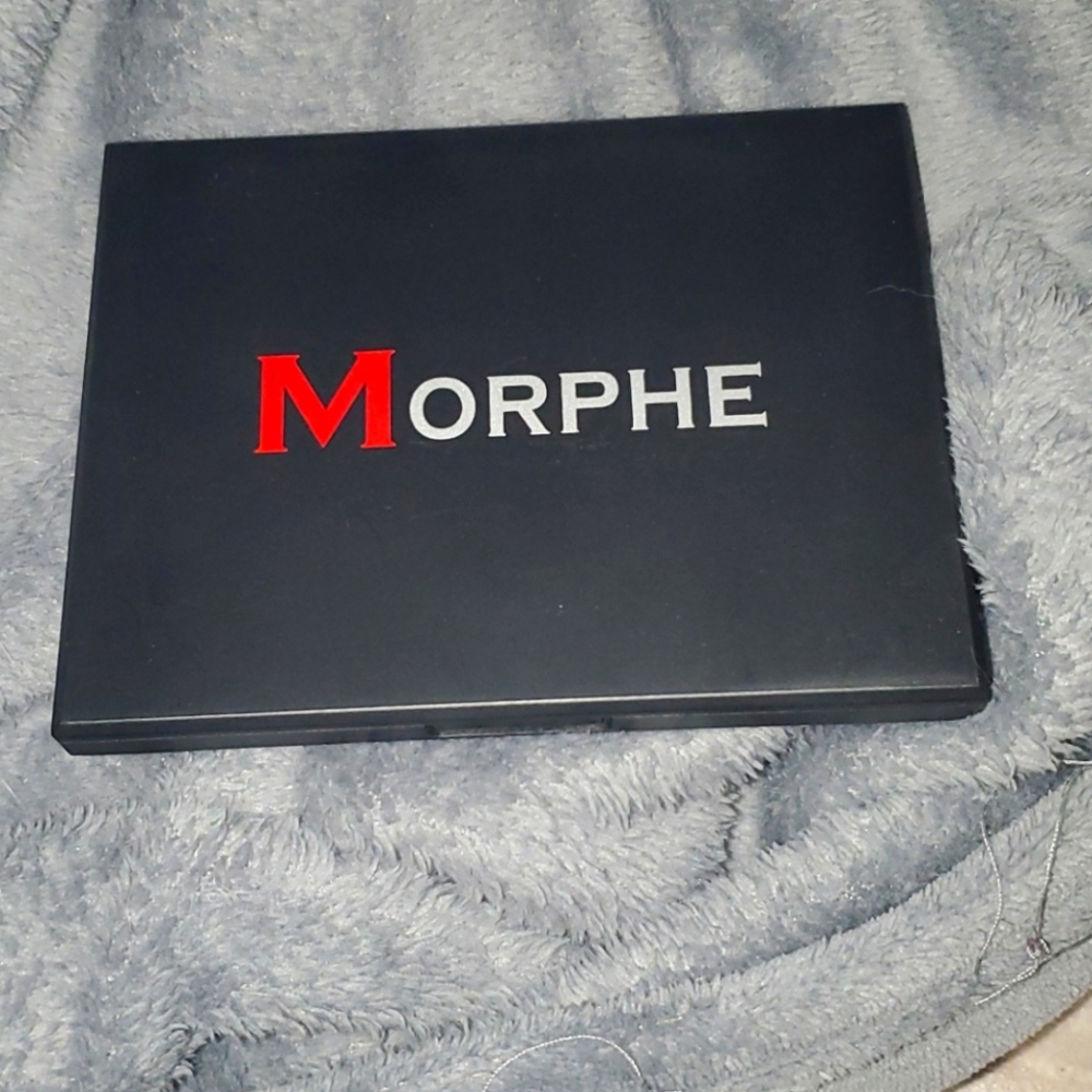 Morphe 12z Zodiac Smokey Eye Palette
